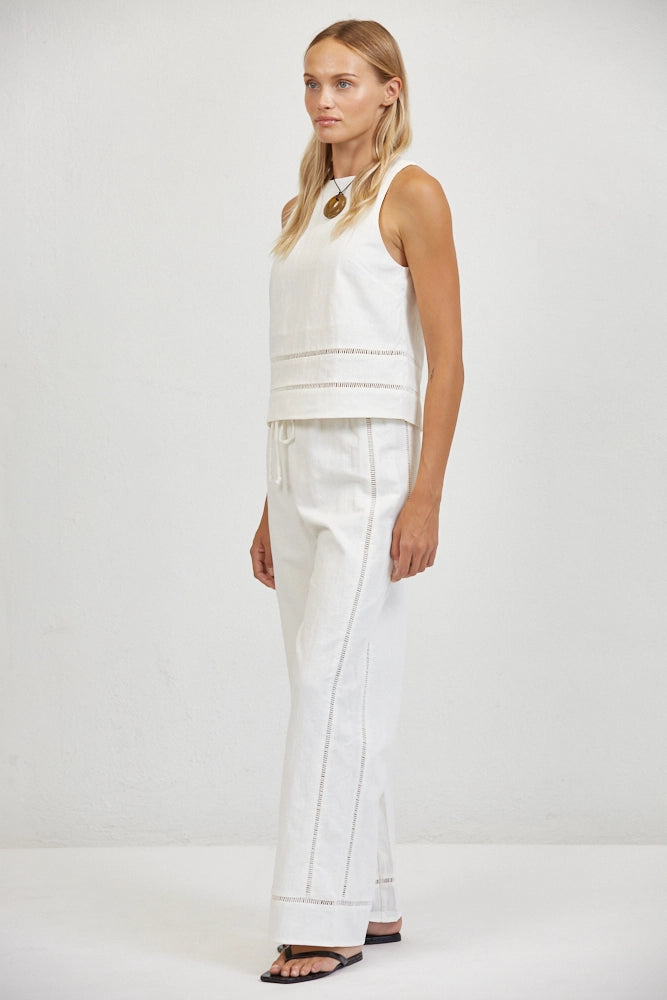 Linen Round Neck Sleeveless Top