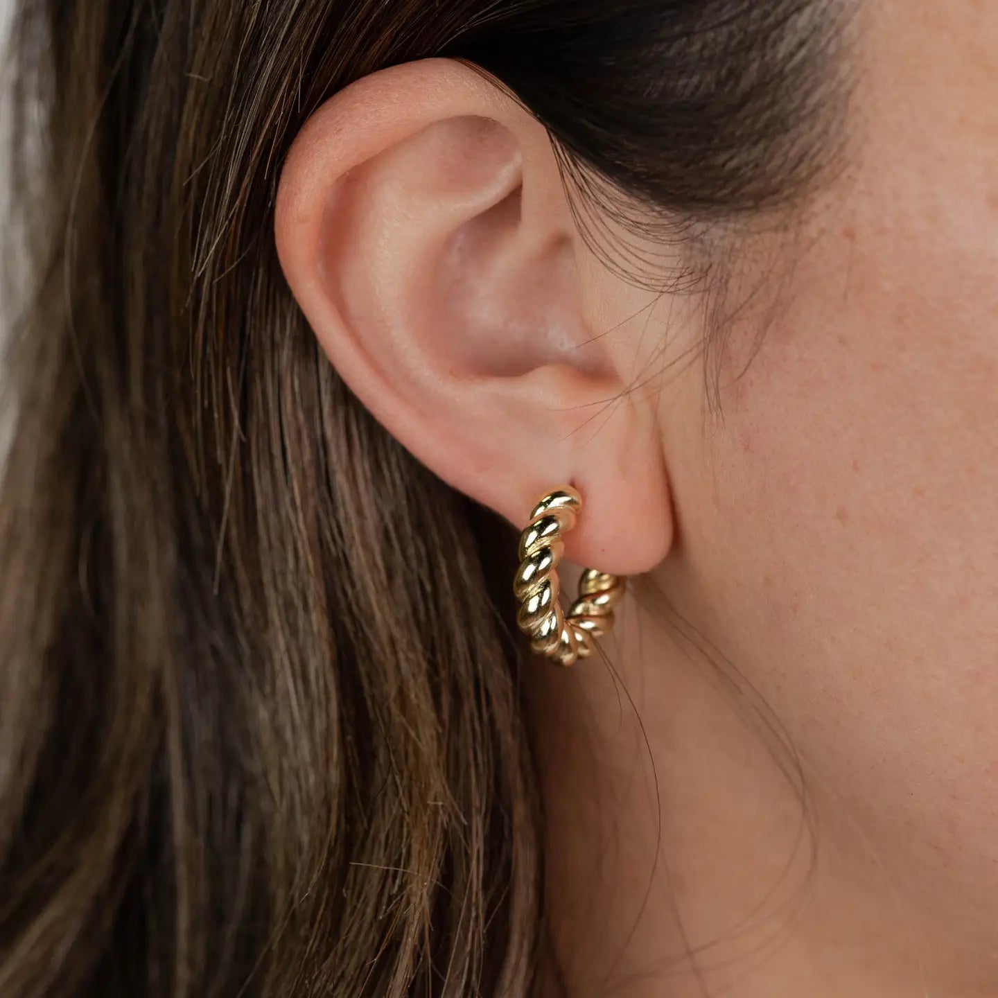 Gold Hoop - Twisted - Gold Earrings
