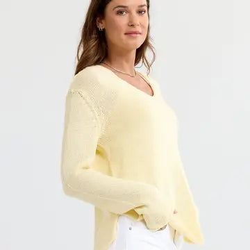 Round Edge V-Neck