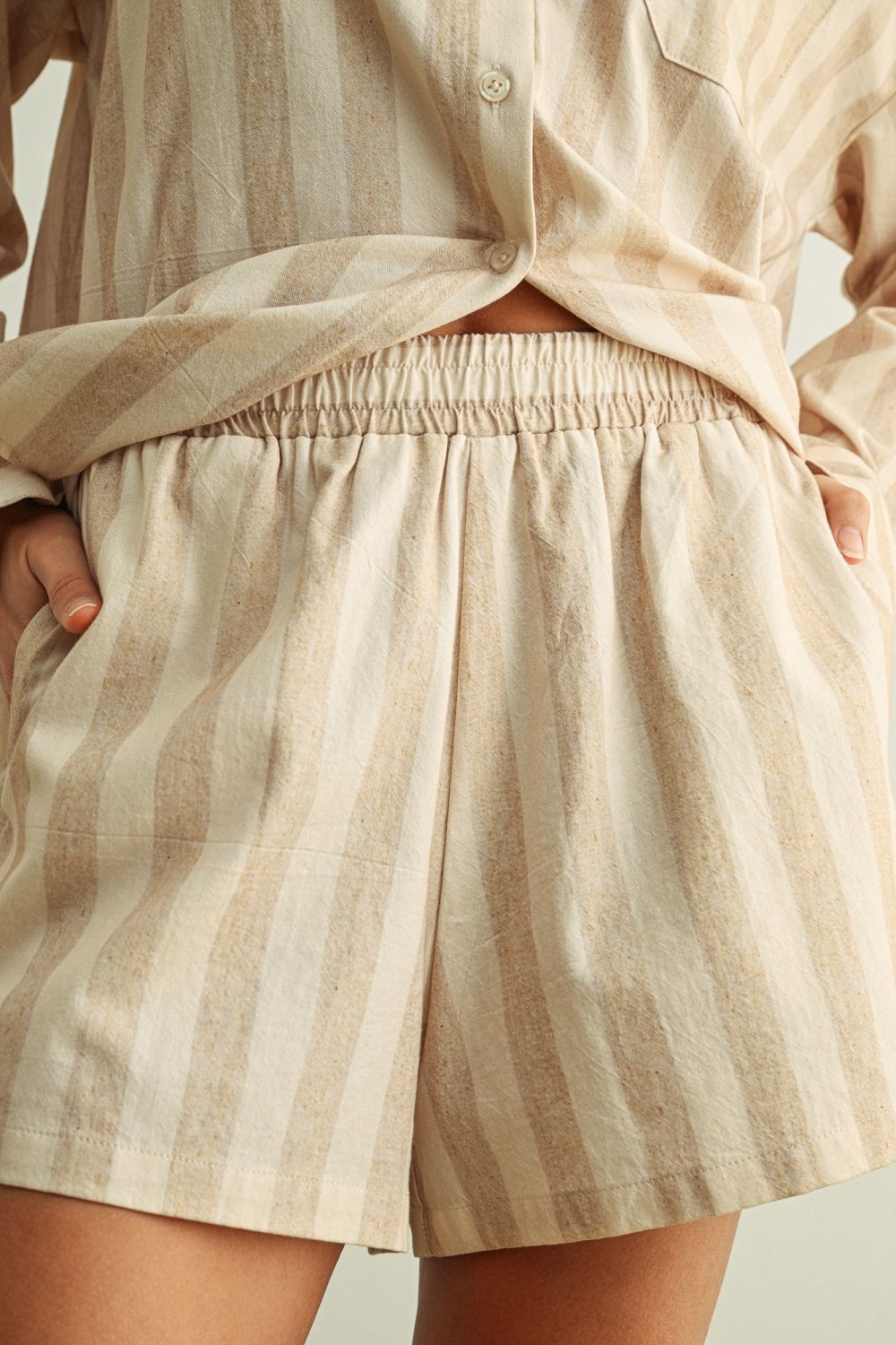 Striped Elastic Band Waist Shorts