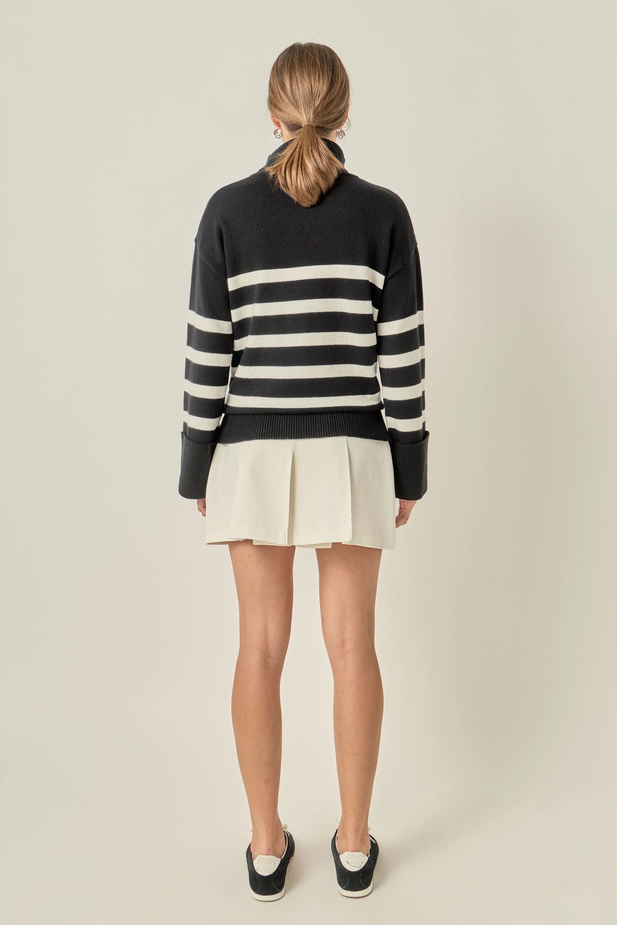 Turtle Neck Stripe Sweater