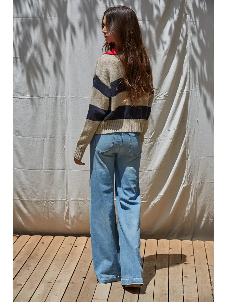 Knit Sweater Pullover Top with Contrast Collar