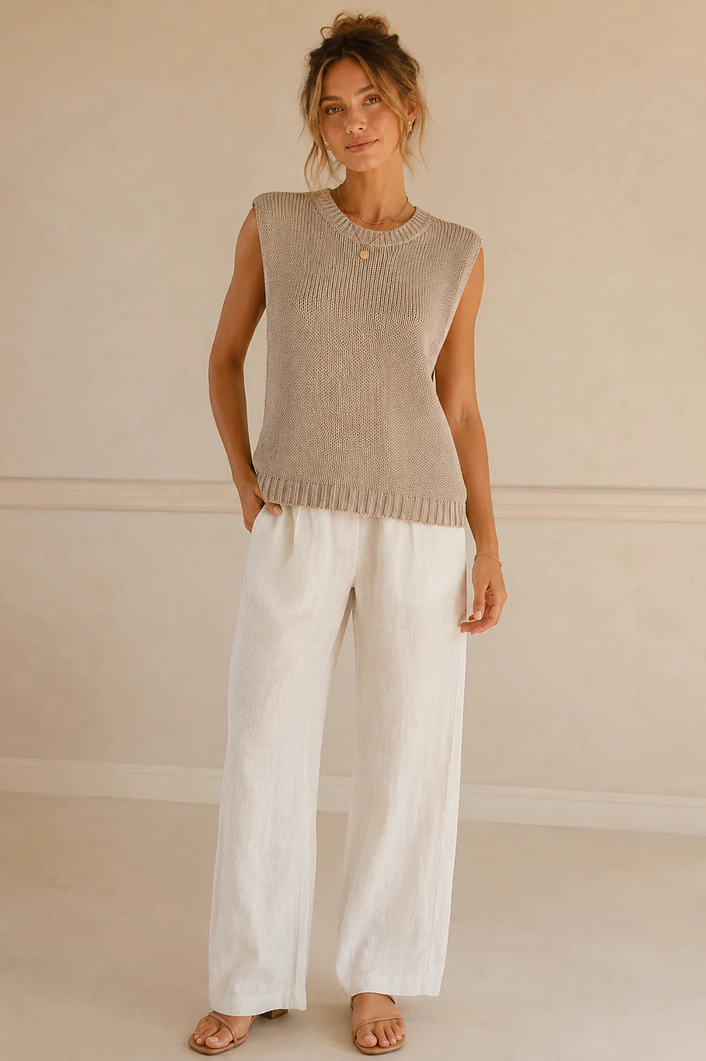 Sleeveless Knitted Top