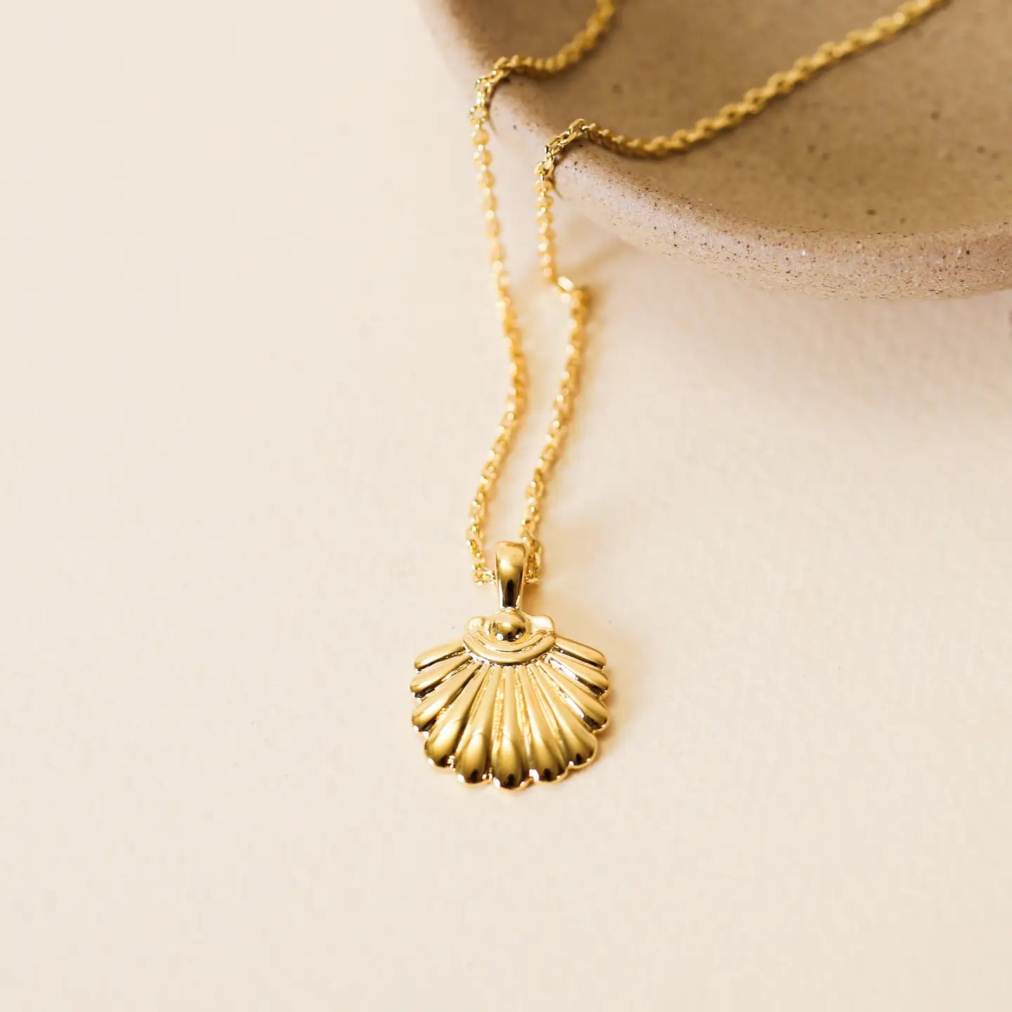 Seashell Pendant - 18k Gold Necklace - 16" To 18"