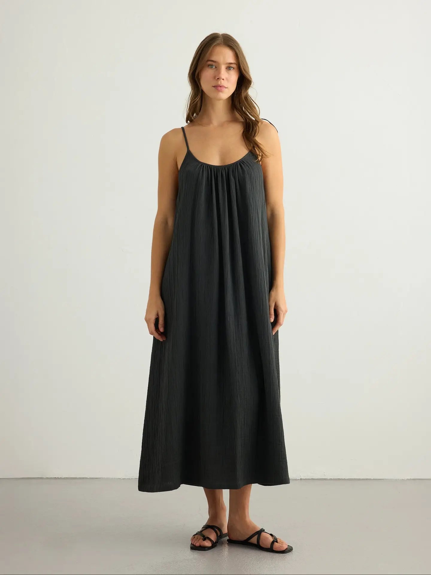 Kaya Tie Strap Maxi Dress