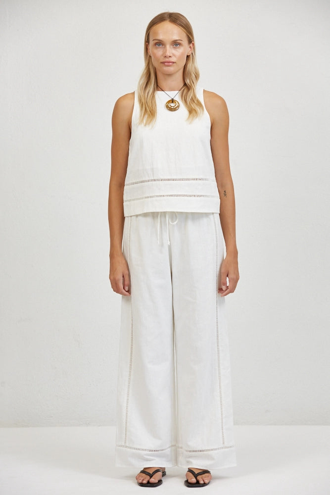 Linen Round Neck Sleeveless Top