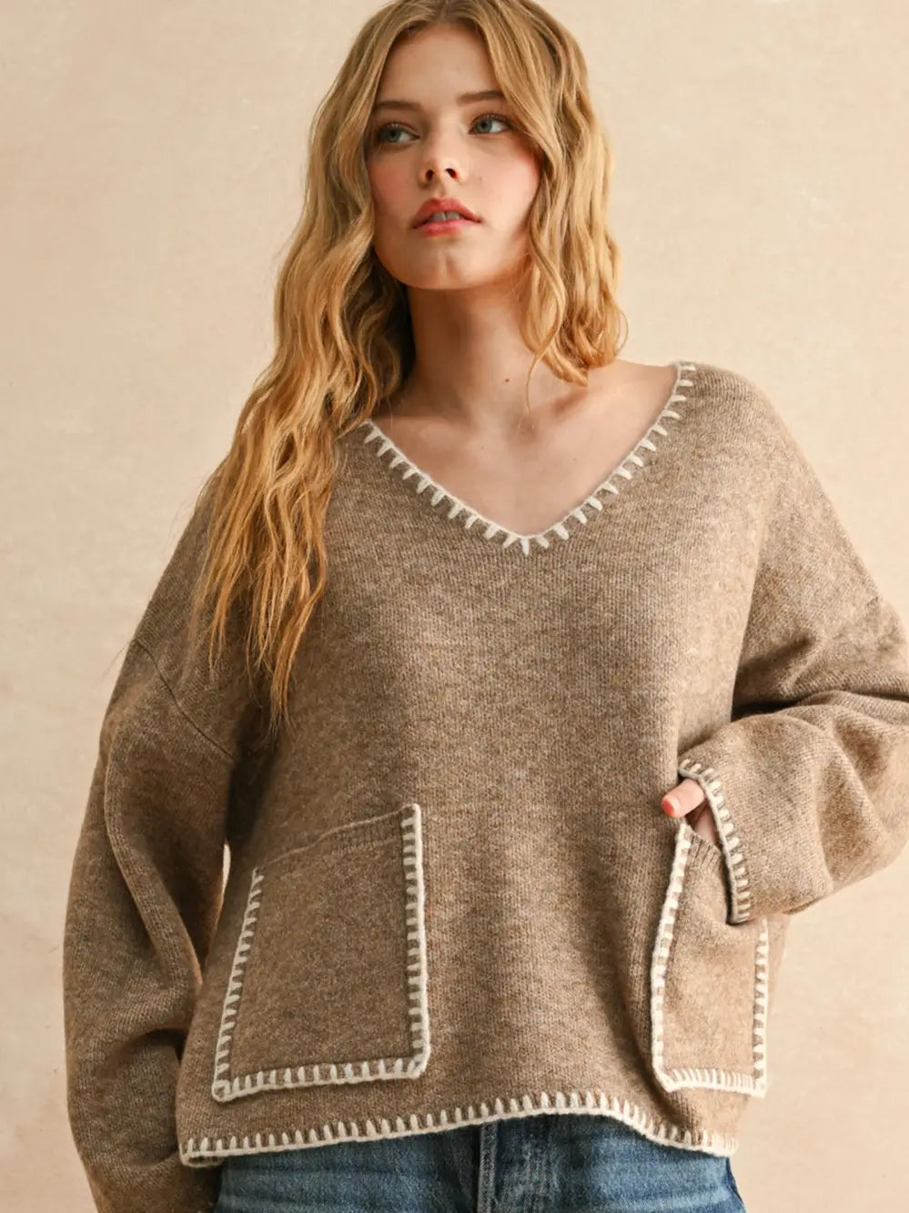 Stitch Detailed V-Neck Sweater Top