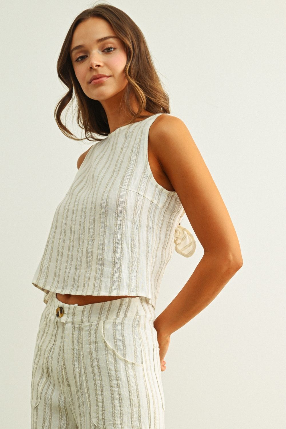 Jacquard Linen Twisted Back Top
