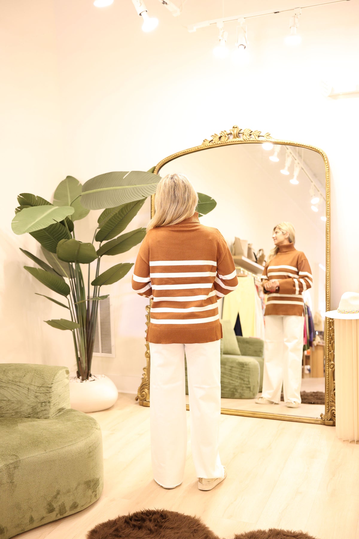 Turtle Neck Stripe Sweater
