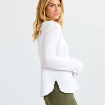 Round Edge V-Neck