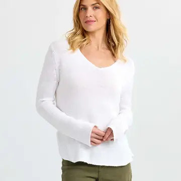 Round Edge V-Neck