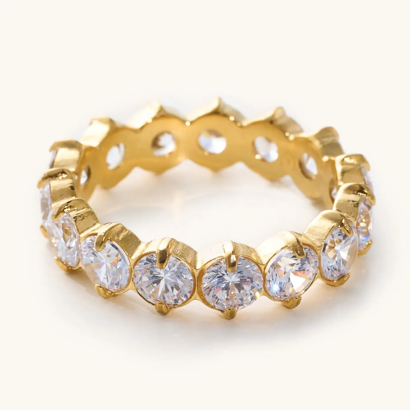 Ritz Circle Diamond Ring