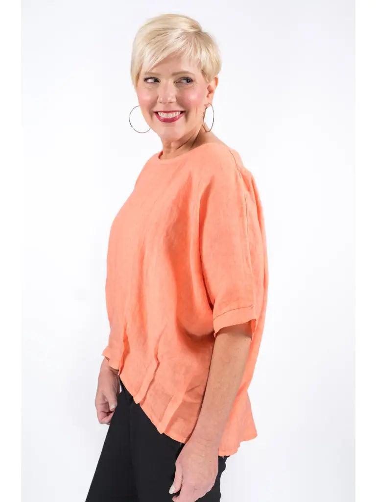 Gina Bottom Darted Linen Top