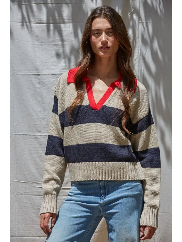 Knit Sweater Pullover Top with Contrast Collar
